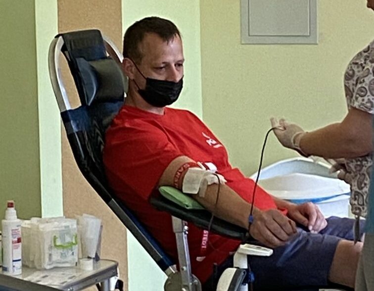 Nasi Pracownicy ratują życie, oddając krew