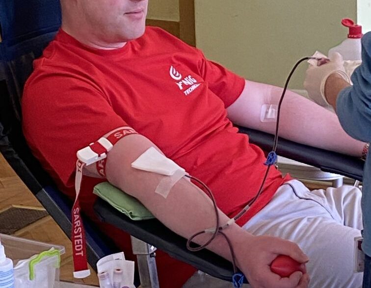 Nasi Pracownicy ratują życie, oddając krew
